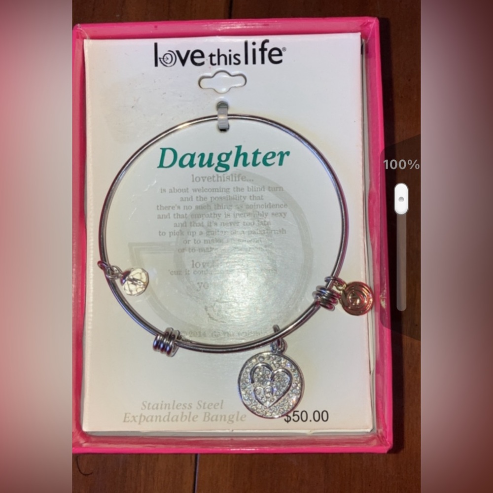 NEW LOVE THIS LIFE DAUGHTER BRACELET IN ORIGINAL BOX WITH TAG